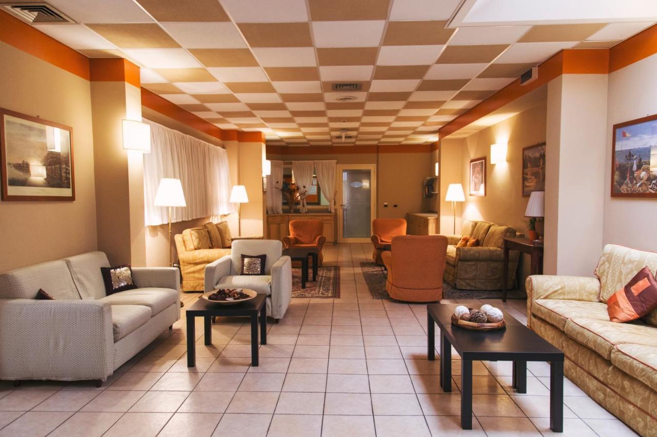 Hotel Clementi Salice Terme Exterior foto